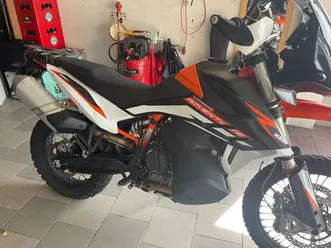 ktm-adv-890r-ktm-adventure-890-r