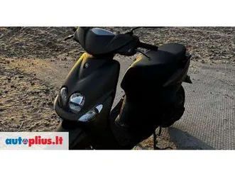 yamaha-neos-49-cc-scooters-mopeds