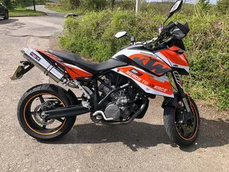 ktm-supermoto-2010-1000-cc