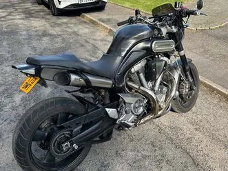 yamaha-mt-01-2006-1700-cc