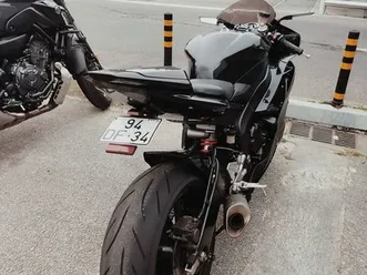 yamaha-r6-rj11-de-2007-arcozelo