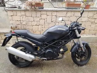ducati monster 695 dark
