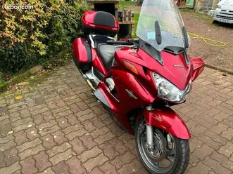 1300-pan-european-v4-honda-revisee-gps-inclus