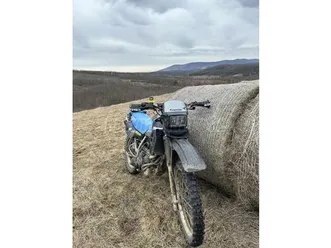 kawasaki-klr-250