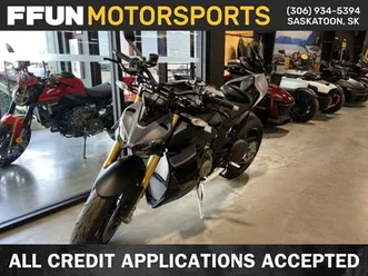 ducati streetfighter v4 s grey & black 2024