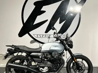 moto-guzzi-v7-stone-2022-esprit-moto
