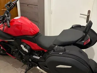 ducati-diavel-v4
