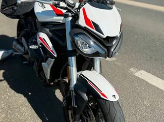 triumph-street-triple-660s-a2