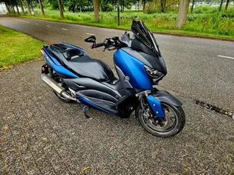 yamaha-xmax-300-2018-akrapovic-blauw-motoren-yamaha-marktplaats
