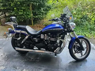 2013-triumph-speedmaster-865