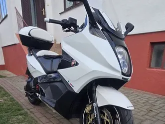 gilera-gp-800-2010r-slupca