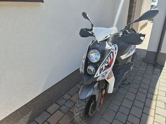 sym-cross-50-maly-przebieg-szklana