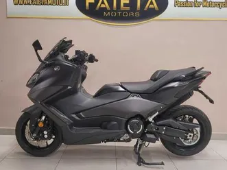 vendo-yamaha-t-max-560-2022-24-usata-a-roma-codice-9694324-moto-it