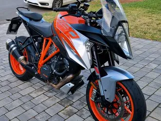 ktm-superduke-1290-gt