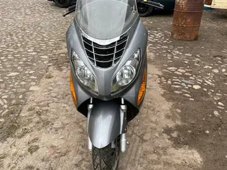 hyosung-ms3i-125-ccm-roller-tausch-motorrad