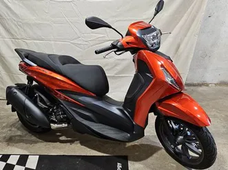 piaggio-neuwertiger-beverly-300s-hpe-1-hand-690km-top