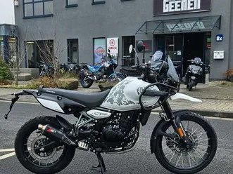 royal enfield himalayan 450 kamet white inkl.rallye kit + zard