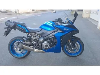 suzuki-gsx-s-1000-gt