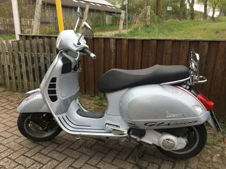 vespa-gts-250-ie-motorroller