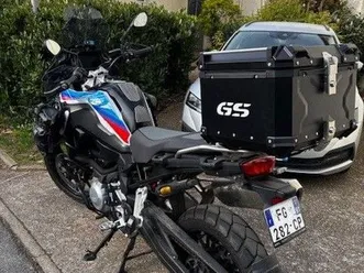 bmw-f750gs-version-full-non-bridee