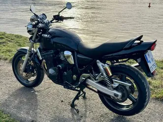 suzuki-gsx-750-ae-inazuma
