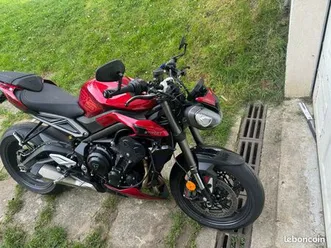 triumph-street-triple-765-neuve-600km