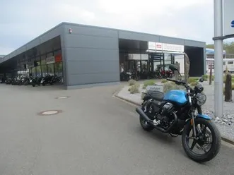 moto-guzzi-v7-stone-my25