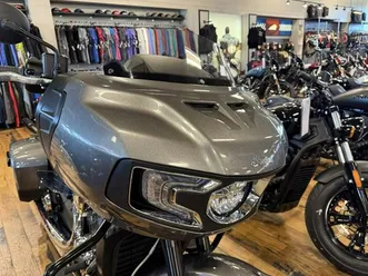 2020-indian-motorcycle-r-challenger-titanium-metallic