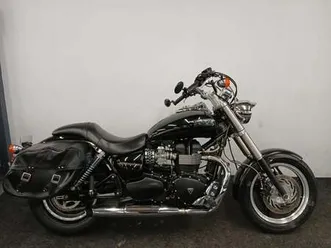 triumph-speedmaster-865-panniers-wide-bars-12-month-mot