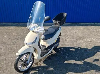 roller-peugeot-tweet-4takter