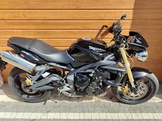 triumph-street-triple-675-raty-brzustowiec