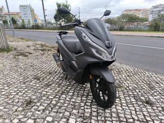 honda-pcx-125-cinza-alfragide