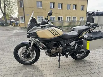 qjmotor-srt-600-sx-abs-police-stare-miasto