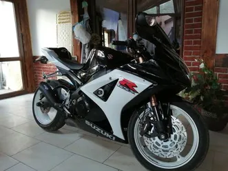 motocyk-suzukil-gsx-r-1000-k7-2007-r-gsxr-piastoszyn