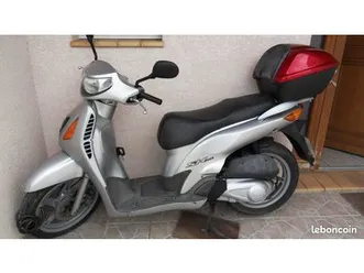 prix-en-baisse-sur-scooter-honda-sh-125-entierement-revise-vidange-tous-liquides-filtre-ai