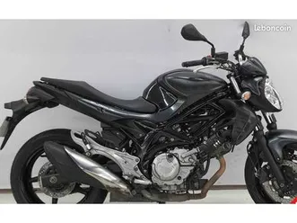 suzuki-650-gladius-abs-2015