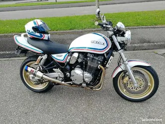 suzuki-1200-inazuma-superbe-inazuma-1200-peinture-perso-ligne-d'echappement-inox-black-w