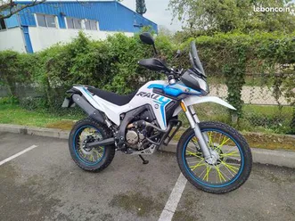 a-saisir-voge-300-rally-2024-3200