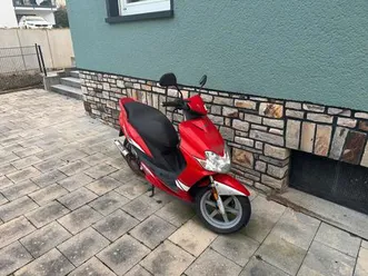 yamaha-jog-rr-50-ccm