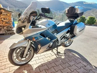 1300-fjr-yamaha-abs-en-tres-bon-etat