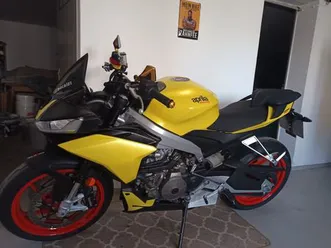 aprilia-tuono-660