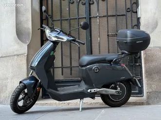 super-soco-cux-scooter-electrique-equivalent-50-cc