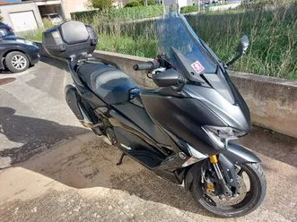 yamaha-tmax-dx-xp-530-cm3-d-a-2018-god