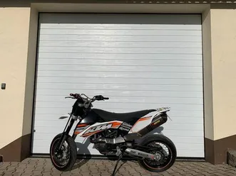 ktm-690-smc