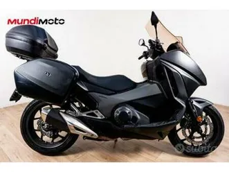 honda-integra-750-abs-2016