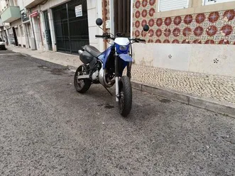 yamaha-dtr-16-9kw-4bl-alcantara