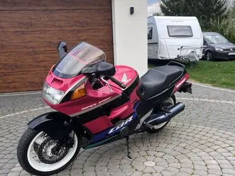 honda-cbr-1000f-91r-jablonna