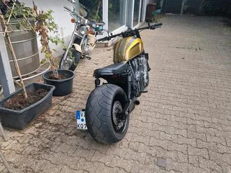 yamaha-xjr-1300-custom-bike-umbau-bei-martin-becker