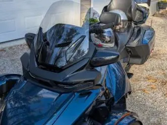 like-new-can-am-spyder-rt-limited