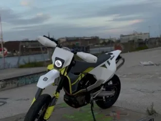 husqvarna-701-supermoto-laga-mil-med-extra-allt